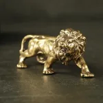 Estatua-de-Le-n-de-bronce-antiguo-adornos-peque-os-figuras-en-miniatura-de-leones-de-1.webp