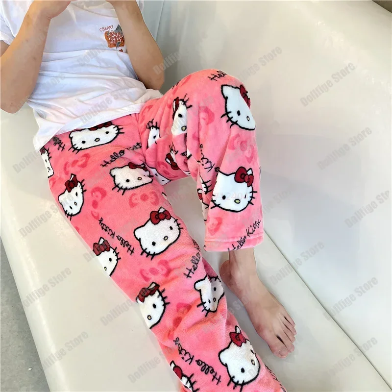 Pijama De Hello Kitty Para Mujer: Cómodo Y Adorable