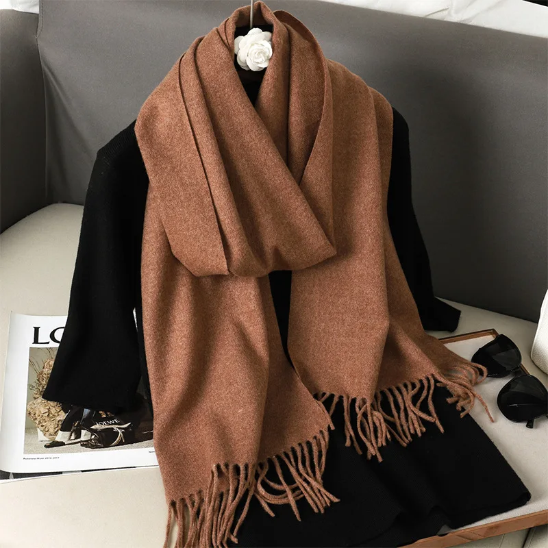 Bufanda De Invierno Para Mujer: Estilo Y Calor Esencial Bufanda De Invierno Para Mujer: Estilo Y Calor Esencial