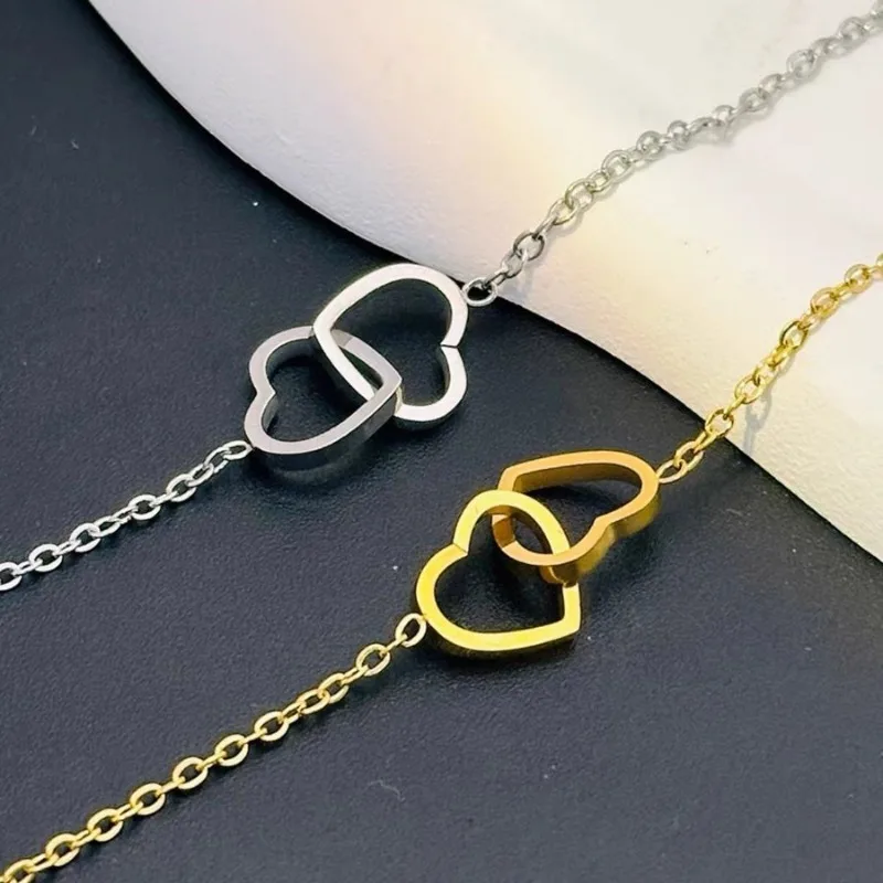 Collar Doble Corazón: Elegancia Y Estilo Para Mujeres