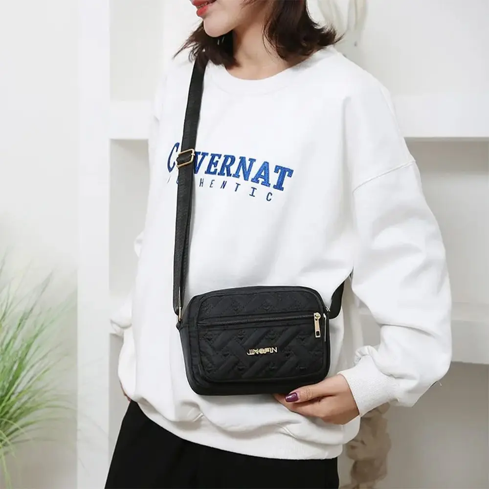 Bolso Bordado Con Cremallera: Estilo Y Funcionalidad Para Mujeres