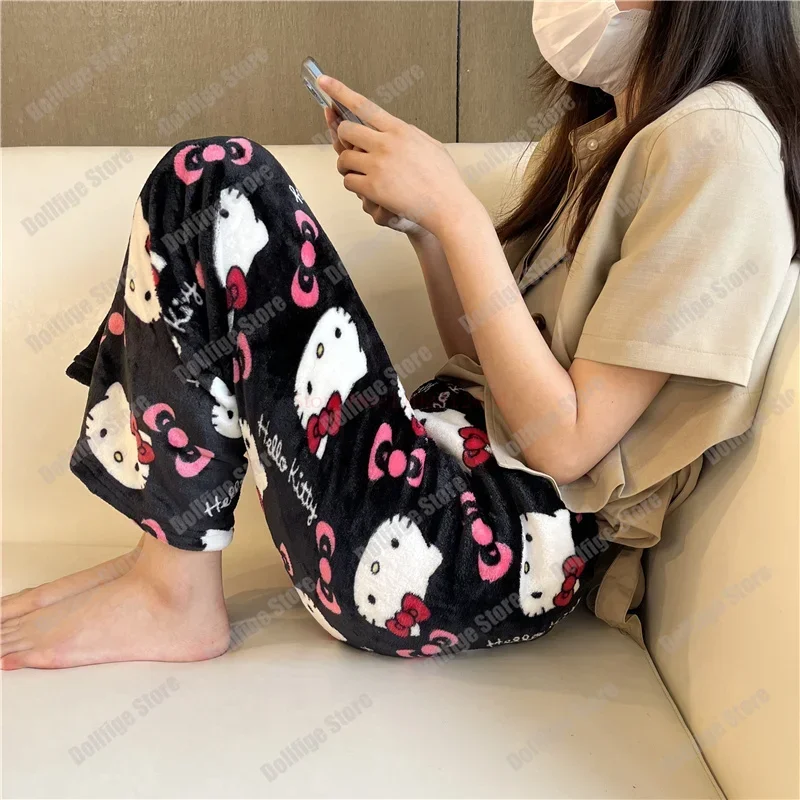 Pijama De Hello Kitty Para Mujer: Cómodo Y Adorable