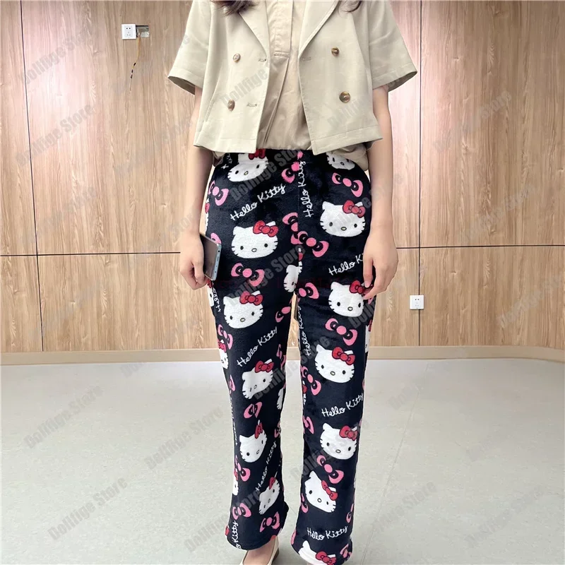 Pijama De Hello Kitty Para Mujer: Cómodo Y Adorable